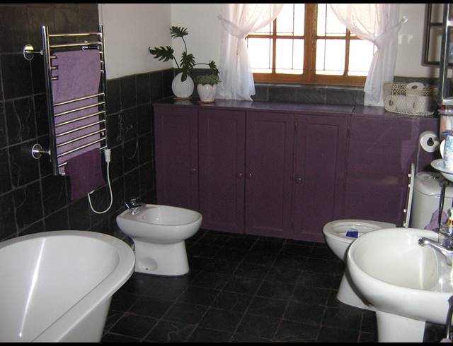 M² GUESTHOUSE FOR SALE IN STUTTERHEIM